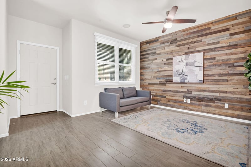 2346 Pecan Rd, Phoenix, AZ 85040