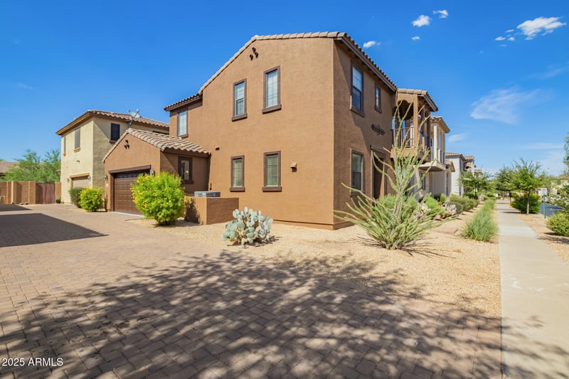 2346 Jake Haven, Phoenix, AZ 85085