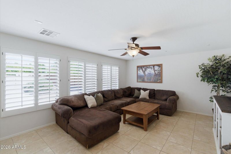 2346 W Dewdrop Trl, Phoenix, AZ 85085