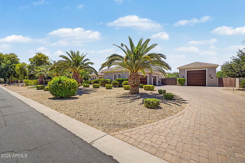 2347 E Sanoque Ct, Gilbert, AZ 85298