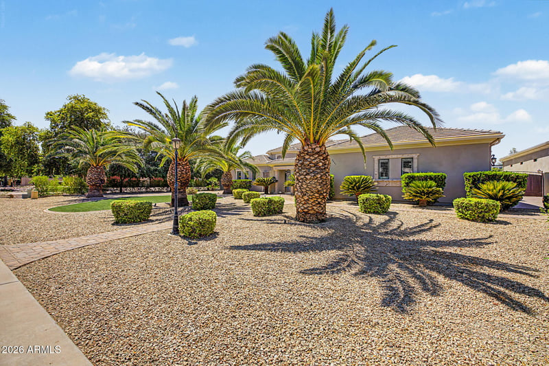 2347 E Sanoque Ct, Gilbert, AZ 85298