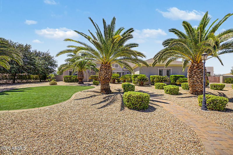 2347 E Sanoque Ct, Gilbert, AZ 85298