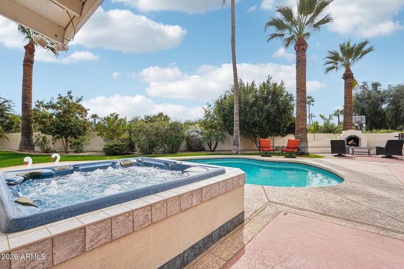 235 E Estero Ln, Litchfield Park, AZ 85340