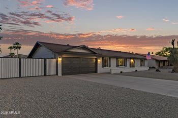 235 Interlacken Dr, Phoenix, AZ 85023