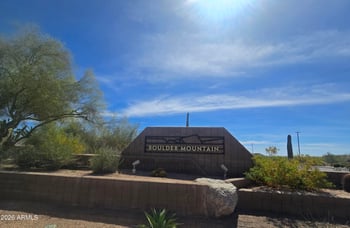 2350 Cabot Cir, Mesa, AZ 85207