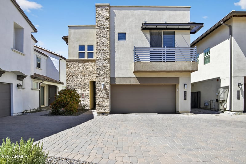 2350 Gloria Ln, Phoenix, AZ 85085