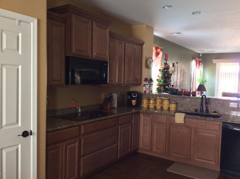 2350 W Branham Ln, Phoenix, AZ 85041