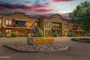 2351 Quarter Horse Trl #134, Overgaard, AZ 85933