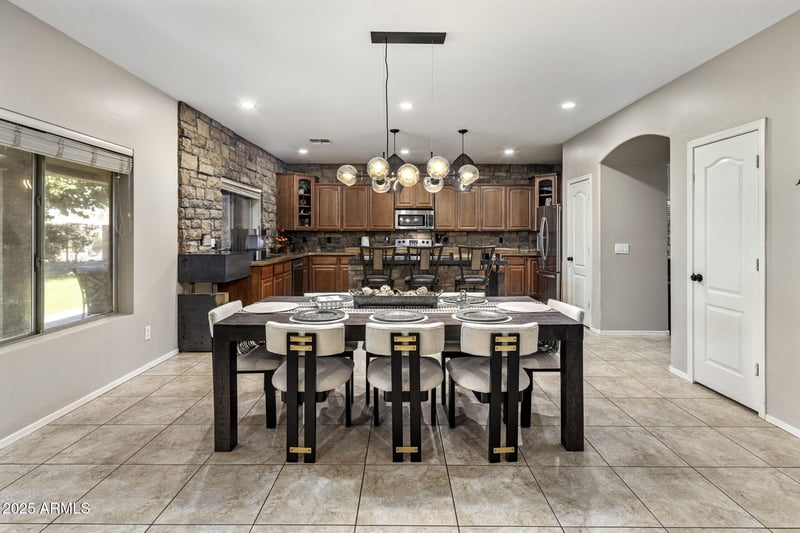 23522 121st Ave, Sun City, AZ 85373