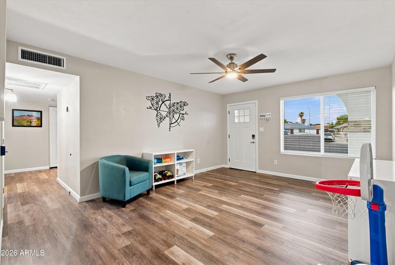 2353 E Hampton Ave, Mesa, AZ 85204