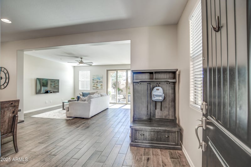 2353 Gloria Ln, Phoenix, AZ 85085