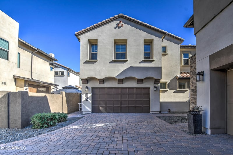 2353 Gloria Ln, Phoenix, AZ 85085