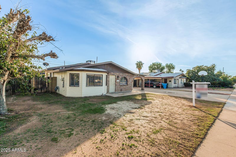 2353 Lupine Ave, Phoenix, AZ 85029