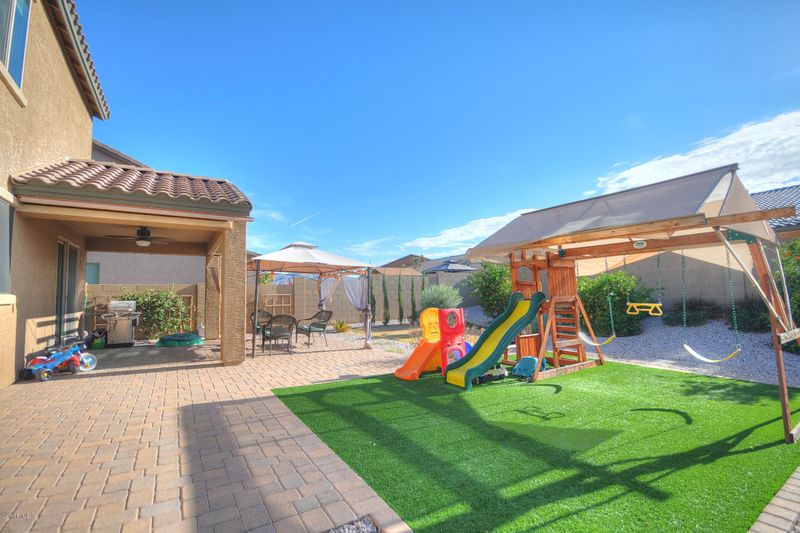 2353 W Melody Dr, Phoenix, AZ 85041