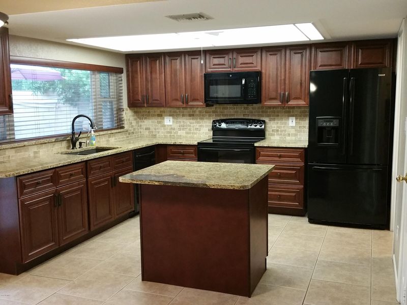 2356 S Cherry Cir, Mesa, AZ 85210