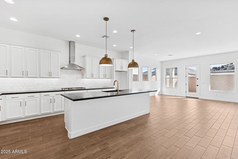 2357 Amfissa Dr, San Tan Valley, AZ 85140