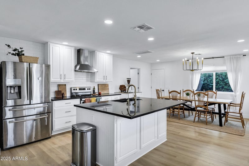 2358 Caballero St, Mesa, AZ 85213