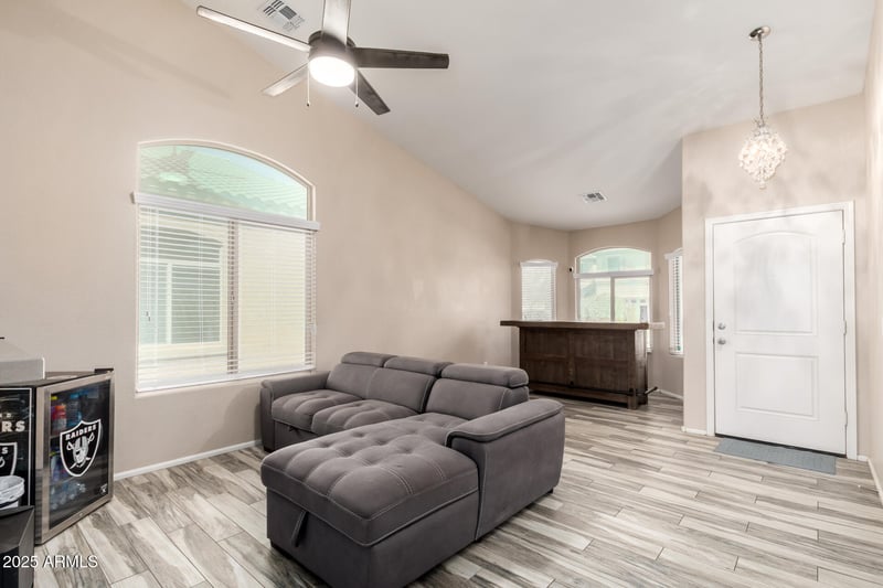 23589 Mobile Ln, Buckeye, AZ 85326