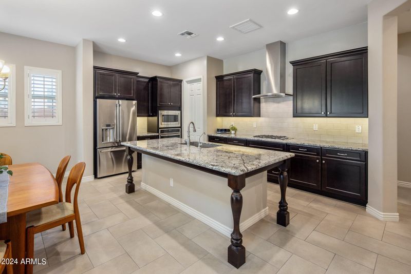 236 W Fellars Dr, Phoenix, AZ 85023