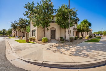 2360 84th Dr, Phoenix, AZ 85037