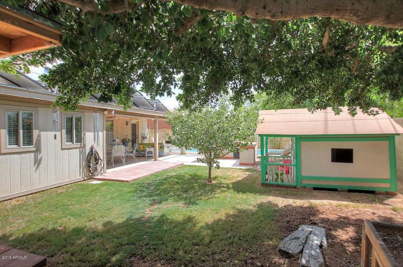 2360 N Robin Ln N, Mesa, AZ 85213