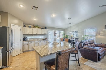 2360 Yale St, Mesa, AZ 85213
