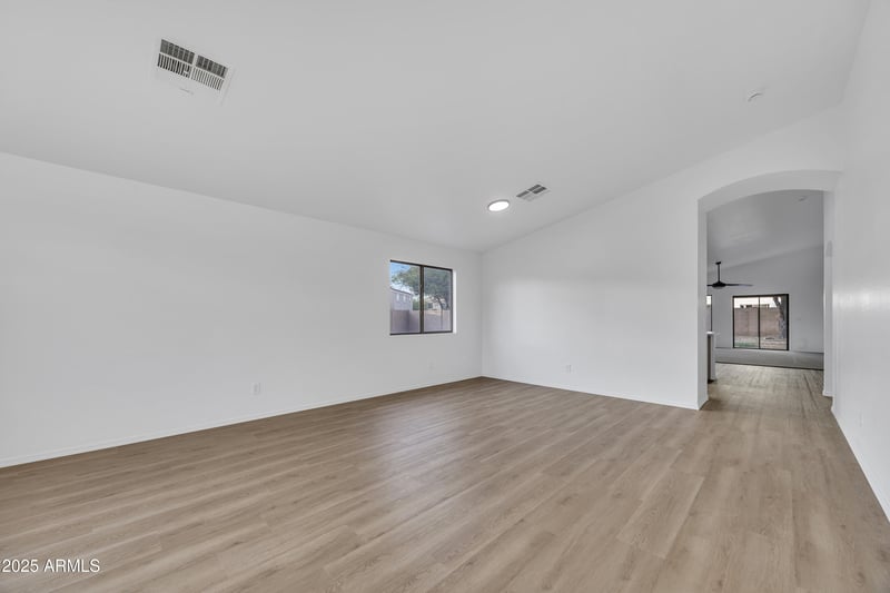 23606 Wayland Dr, Buckeye, AZ 85326