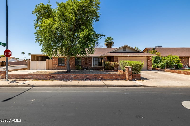 2361 Capri Ave, Mesa, AZ 85204