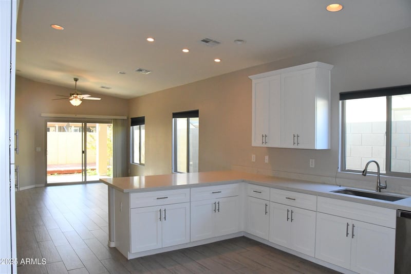 2362 Sierra Vista Dr, Phoenix, AZ 85015