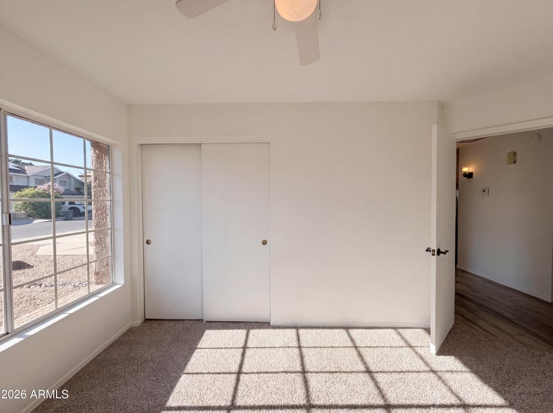 23626 45th Ave, Glendale, AZ 85310