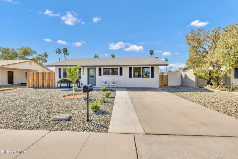 2363 E Caballero St, Mesa, AZ 85213