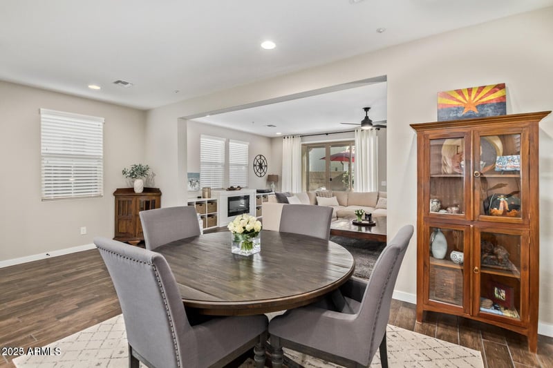2363 Whisper Rock Trl, Phoenix, AZ 85085