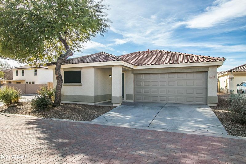 2364 E Peach Tree Dr, Chandler, AZ 85249