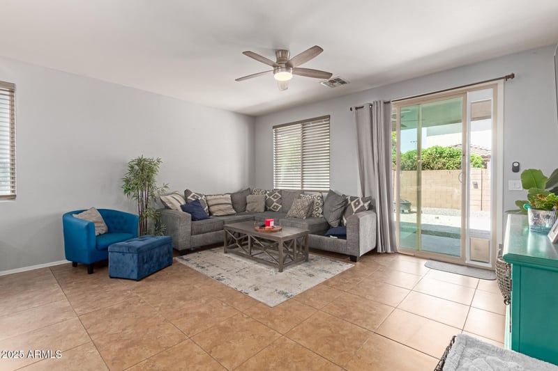 23644 209th Pl, Queen Creek, AZ 85142