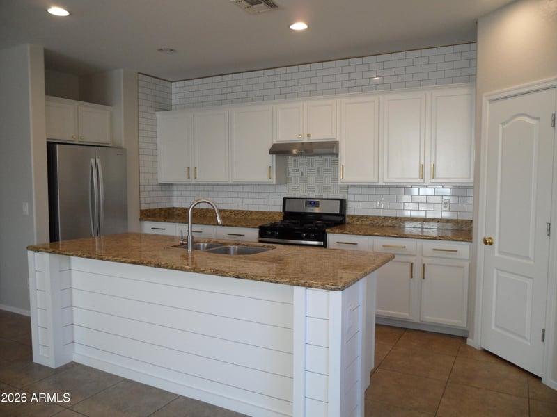 23644 209th Pl, Queen Creek, AZ 85142