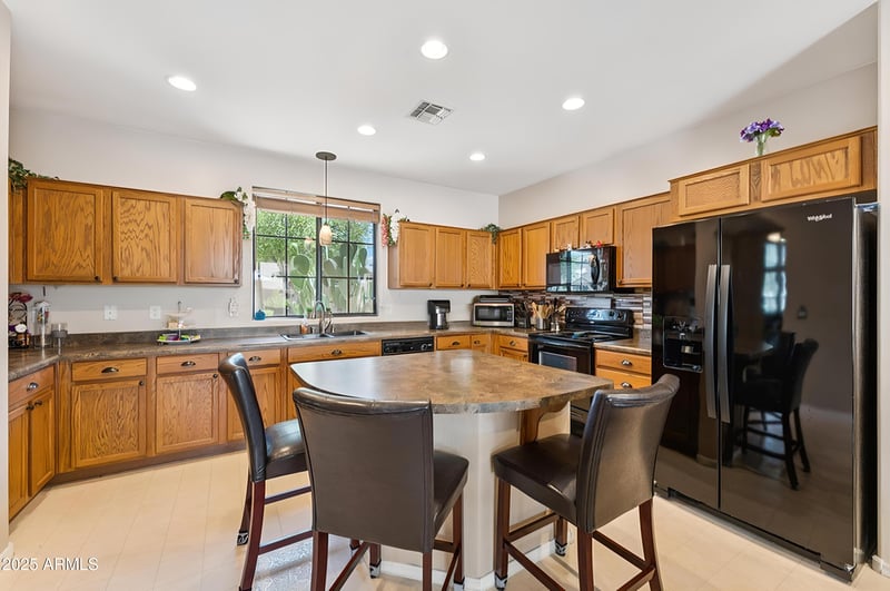2366 Sleepy Ranch Rd, Phoenix, AZ 85085