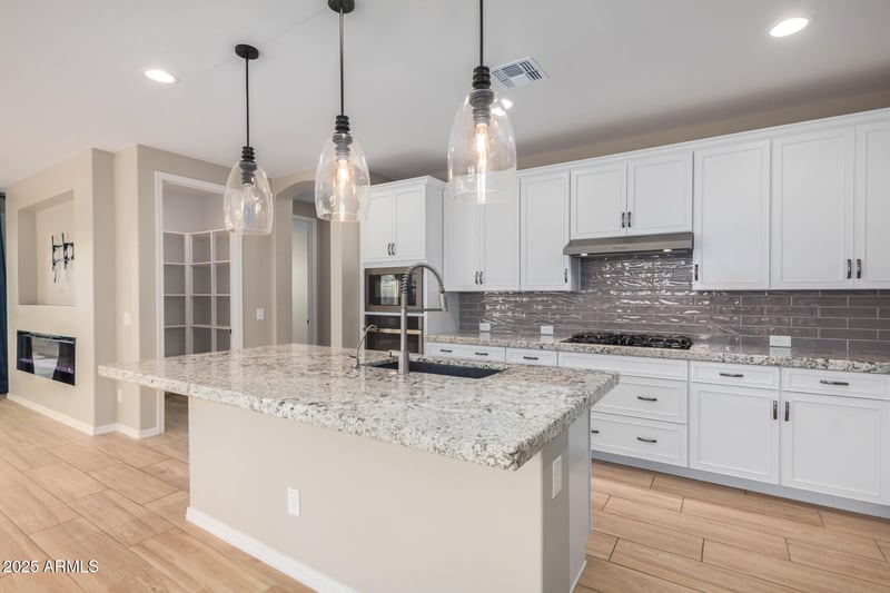 23670 160th Ct, Surprise, AZ 85387