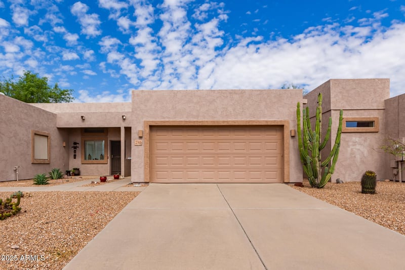 2368 10th Ave, Apache Junction, AZ 85120
