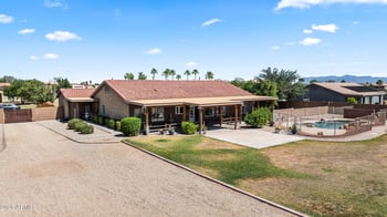 237 Desert Holly Dr, San Tan Valley, AZ 85143