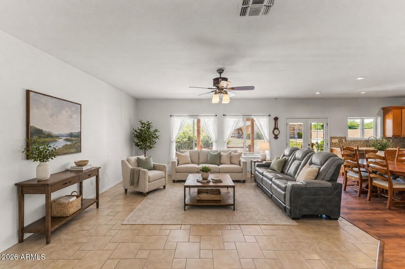237 Desert Holly Dr, San Tan Valley, AZ 85143