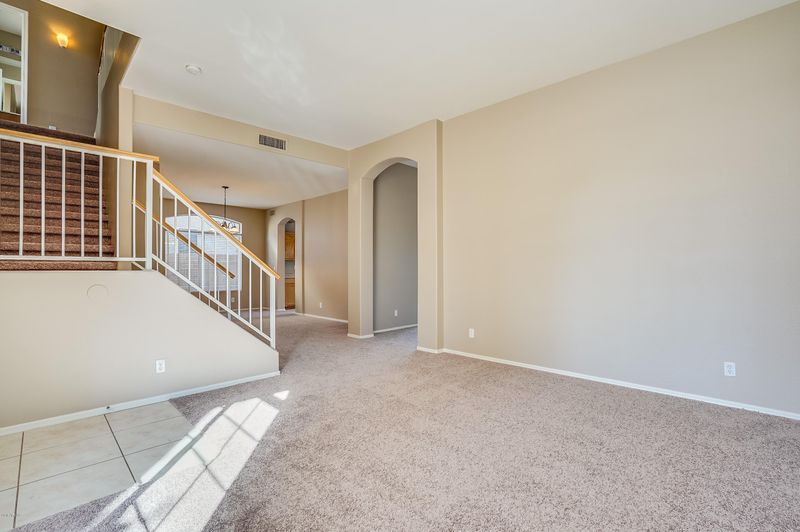 237 N Kenneth Pl, Chandler, AZ 85226
