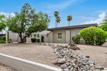 237 Pine Valley Dr, Phoenix, AZ 85023