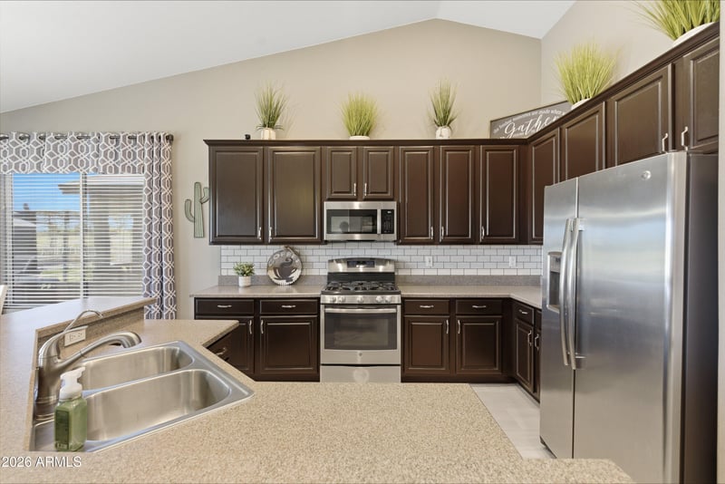 237 122nd Ave, Avondale, AZ 85323