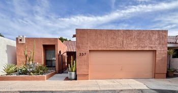 237 Denton Ln, Phoenix, AZ 85013