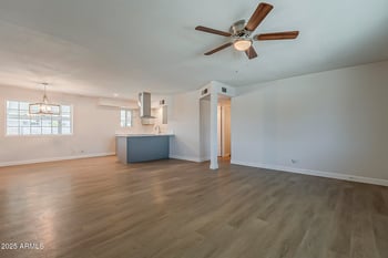 237 Winston Dr, Phoenix, AZ 85041