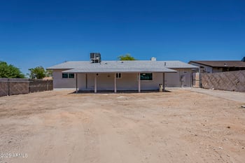 237 Winston Dr, Phoenix, AZ 85041