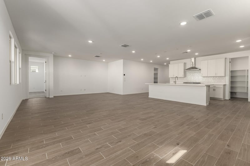 2370 Dolcetto Dr, San Tan Valley, AZ 85143