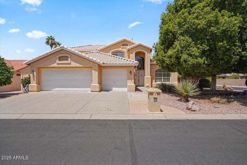 23702 Desert Sands Dr, Sun Lakes, AZ 85248