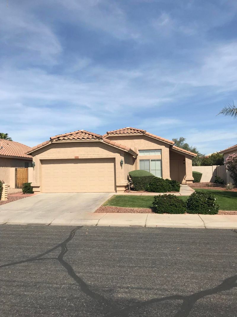 2371 S Comanche Dr, Chandler, AZ 85286