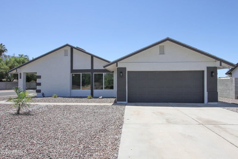 2371 W Paradise Ln, Phoenix, AZ 85023